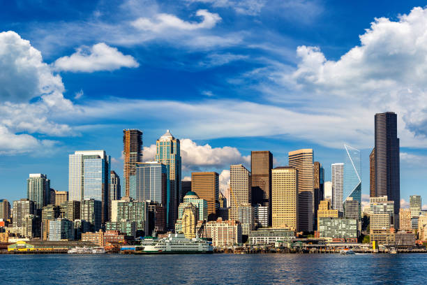 istock Seattle cityscape at Elliott Bay 1346973585