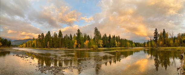 istock Swan River Near Big Fork, Montana 1346997311