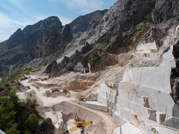 istock View of the Carrara Marble Quarries with Excavation Vehicles ready for Work 1347019146