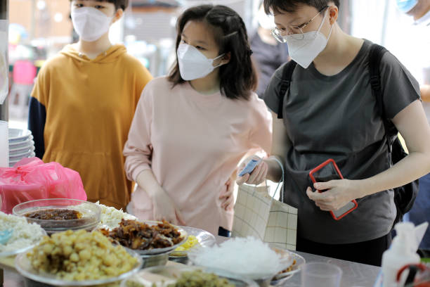 istock Street Food 1347069741
