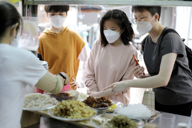 istock Street Food 1347069882