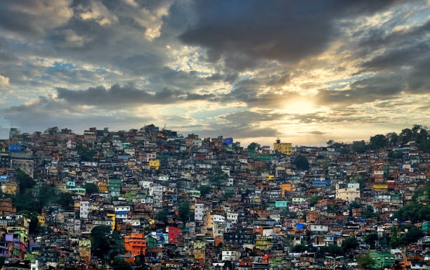 istock Favela Rocinha, Rio de Janeiro 1347071213