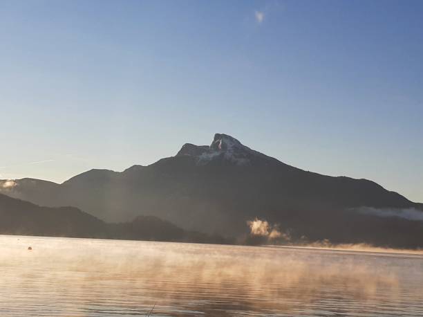 istock Lake Mondsee and Schafberg 1347072154