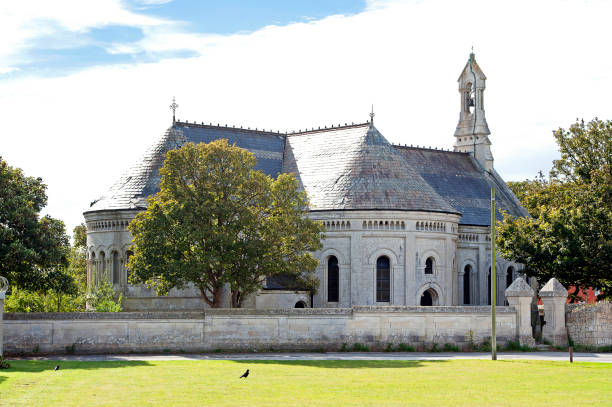 chiesa di san pietro, grove, isola di portland, dorset, inghilterra. - isle of portland foto e immagini stock