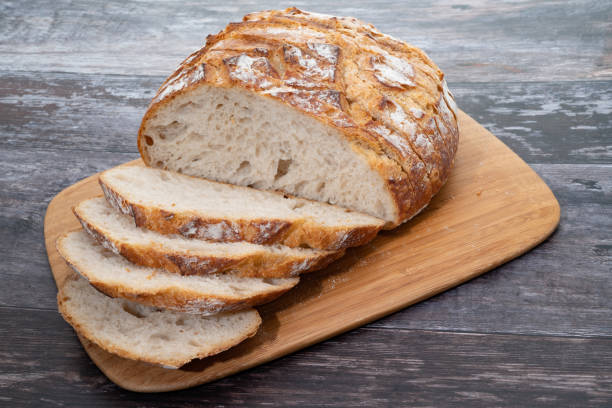 istock Sliced loaf of white bread 1347108170
