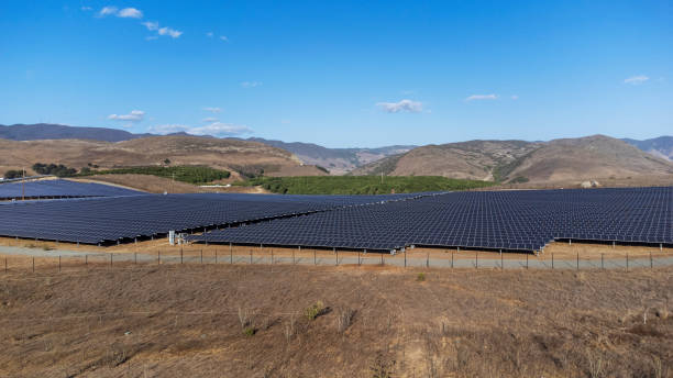 istock Solar Panels Sustainable Energy 1347119050