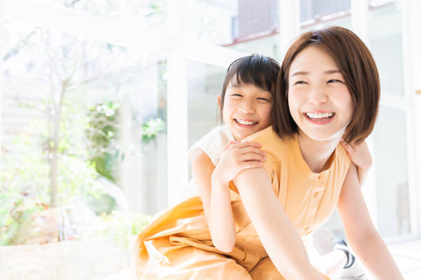 istock asian mother and daughter 1347161280