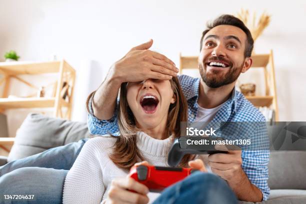 150,500+ Playing Video Games Stock Photos, Pictures & Royalty-Free Images -  iStock