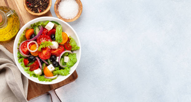 insalata greca classica - breakfast salad leaf vegetable foto e immagini stock