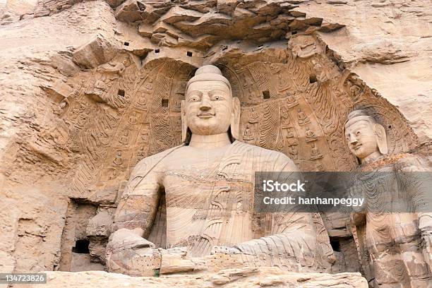 Statue Di Buddha - Fotografie stock e altre immagini di Ambientazione tranquilla - Ambientazione tranquilla, Antico - Condizione, Architettura