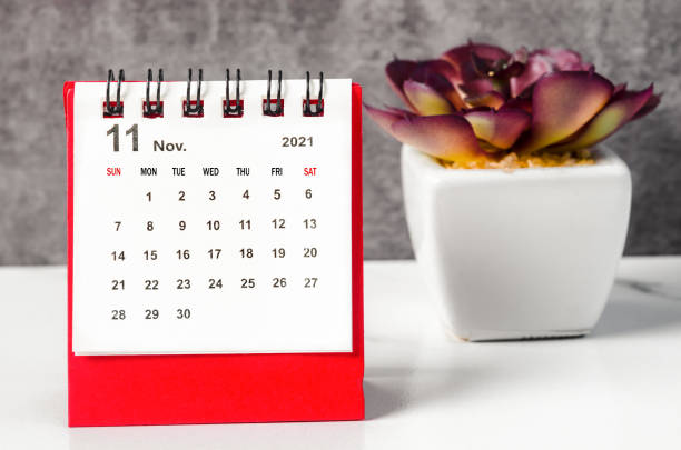 istock November 2021 desk calendar. 1347254472