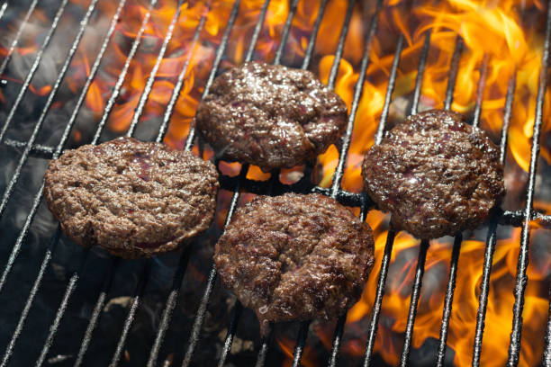 istock Burgers on the Flame 1347275249