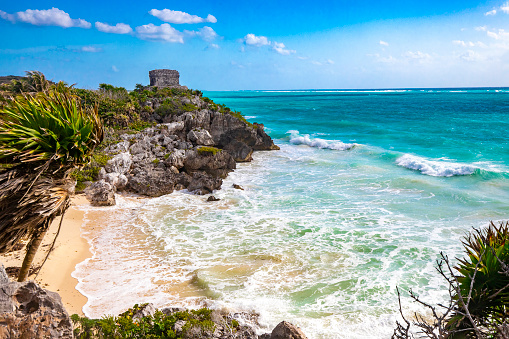 Tulum was a walled city of the Mayan culture located in the State of Quintana Roo, in southeastern Mexico, on the coast of the Caribbean Sea.