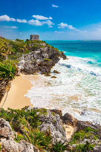 Tulum was a walled city of the Mayan culture located in the State of Quintana Roo, in southeastern Mexico, on the coast of the Caribbean Sea.