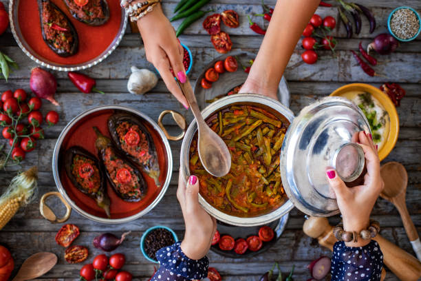 Green beans cooked with olive oil. Zeytinyağlı taze fasulye Vegan and vegetarian food. meze stock pictures, royalty-free photos & images