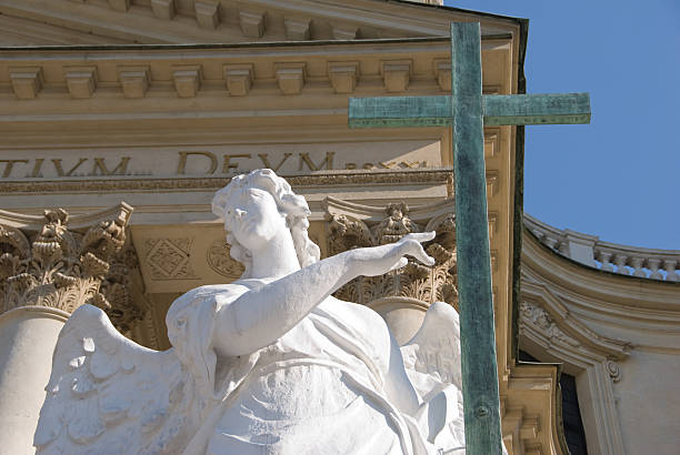 istock Statue of an Angel 134732612