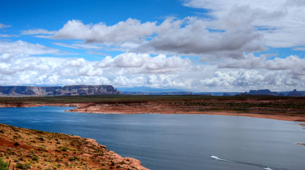 istock Lake Powell Arizona 1347337727