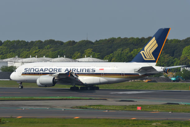 Singapore Airlines Airbus A380-800 (9V-SKG) passenger plane. Chiba, Japan - May 05, 2019:Singapore Airlines Airbus A380-800 (9V-SKG) passenger plane. skg stock pictures, royalty-free photos & images