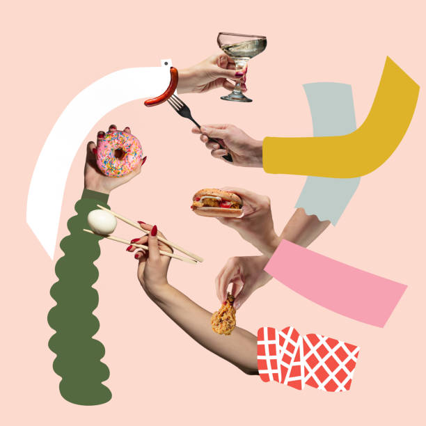 fotografii de stoc, fotografii și imagini scutite de redevențe cu colaj de artă contemporană de mâini umane care dețin diverse alimente, burger, pui, pahar de alcool, gogoși, ou, cârnați. conceptul partidului - food photography