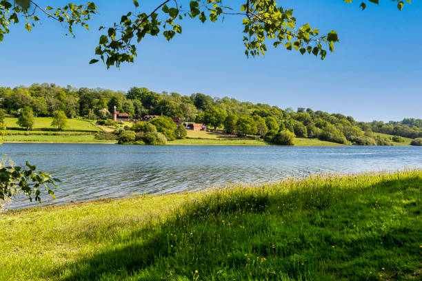 Bewl Water Reservoir near Wadhurst, Tunbridge Wells in Kent, England Bewl Water Reservoir near Wadhurst, Tunbridge Wells in Kent, England. A public park with multiple water sports and walks available east sussex stock pictures, royalty-free photos & images