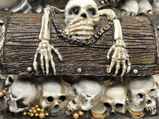 istock Scary Halloween Skeletons and Skulls 1347611656