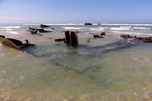 istock The remains of a shipwreck 1347690439