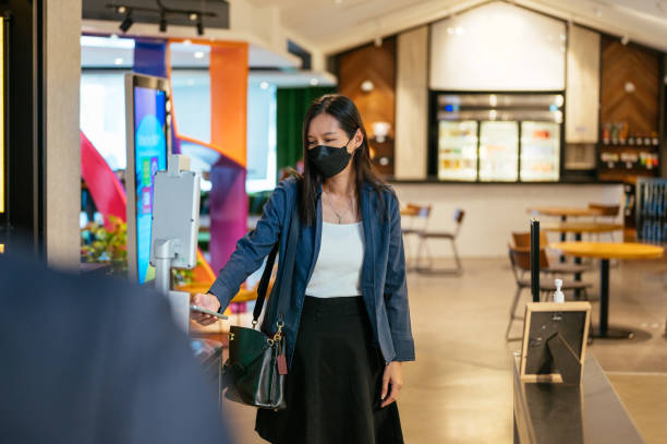 istock Clocking in the contactless way 1347701393