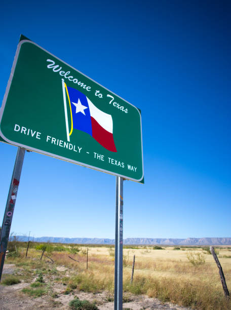 istock Texas Road Sign: Welcome to Texas Sign 1347781429