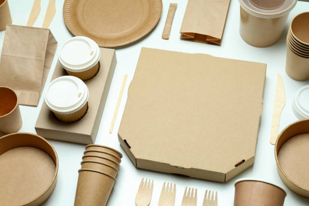 istock Delivery containers for takeaway food on white background 1347830201