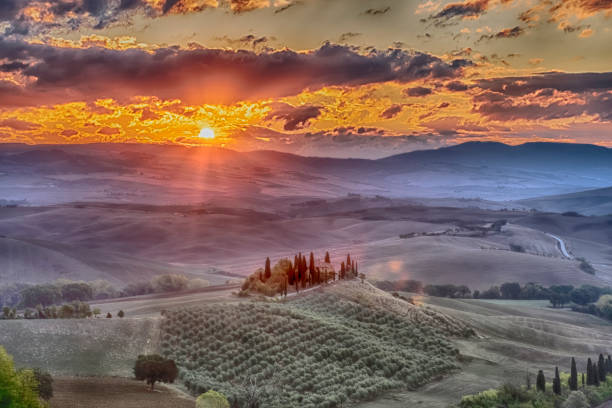 istock Sunrise in Tuscany 1347864444