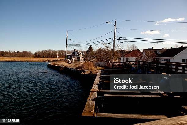 Chiusura A Long Island Sound Connecticut - Fotografie stock e altre immagini di Acqua - Acqua, Albero, Ambientazione esterna