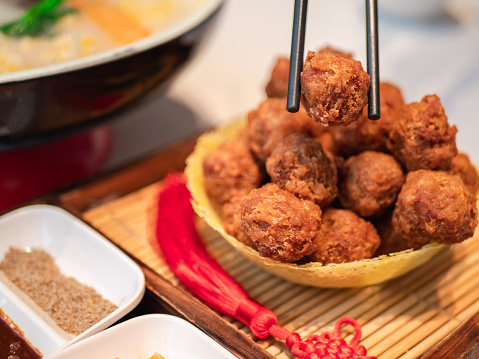 Chinese Cuisine: Deep Fried Meatballs