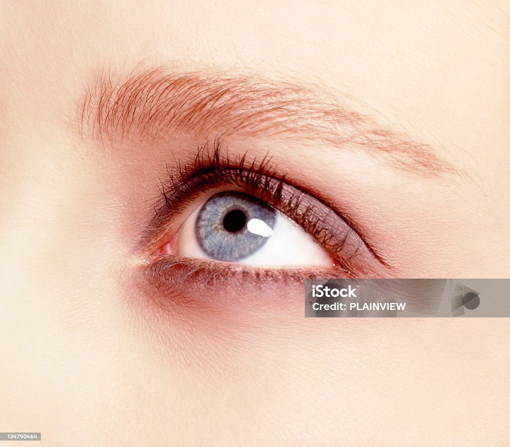 Occhio di donna close-up XXL - Foto stock royalty-free di Adulto