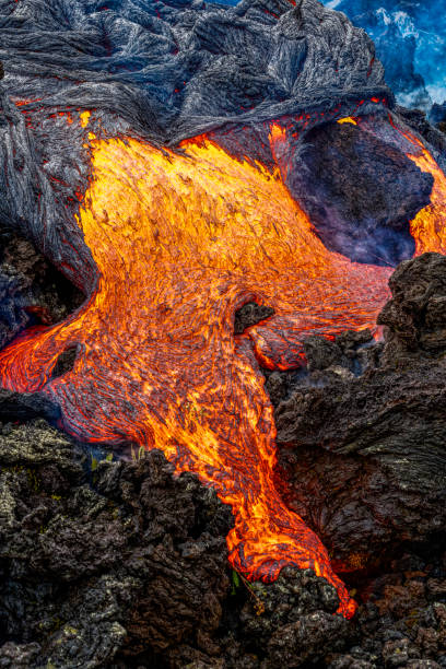 flusso di lava (vulcano nyamuragira) - idler foto e immagini stock