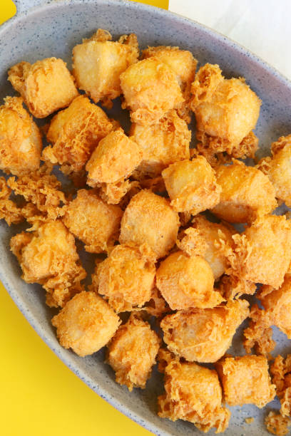istock crunchy tofu - close up 1348029724