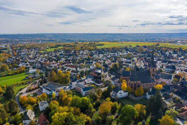 istock The cathedral of Kiedrich / Germany 1348049213