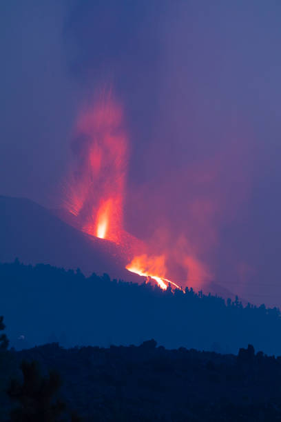 istock La Palma Volcanic Eruption at night, long exposure. 1348089971