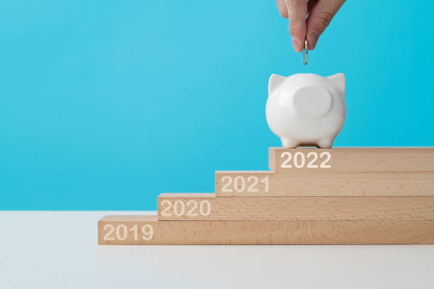 istock Savings from 2019 to 2022 1348097995