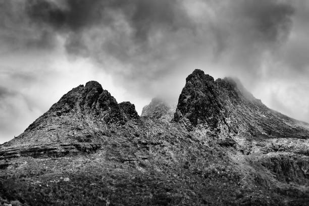 istock Tas Cradle Mt 3 peaks rocks BW 1348137179