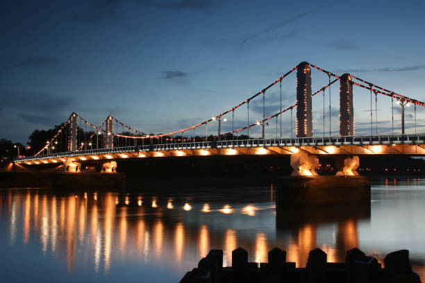 Chelsea Bridge at dusk London River Thames The Chelsea Bridge at dusk London River Thames royal albert hall stock pictures, royalty-free photos & images