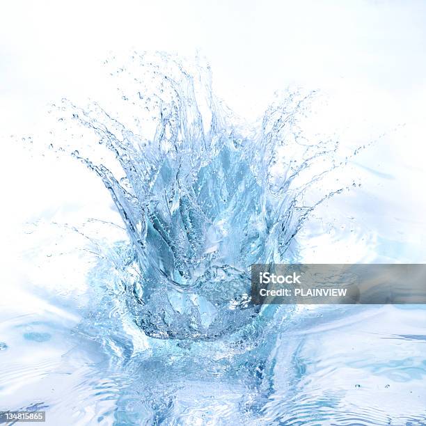 Big Splash In Blu - Fotografie stock e altre immagini di Acqua - Acqua, Ambiente, Astratto