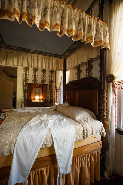 istock Bedroom at Rosedown Plantation 1348167098