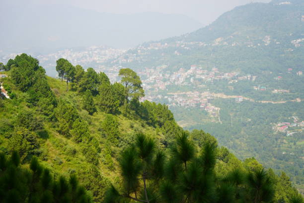 istock A visit to a hill station 1348258728