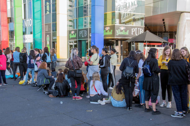 Waiting In Line For The BTS Concert At The Ziggo Dome Amsterdam The Netherlands Waiting In Line For The BTS Concert At The Ziggo Dome Amsterdam The Netherlands 2018 k pop stock pictures, royalty-free photos & images