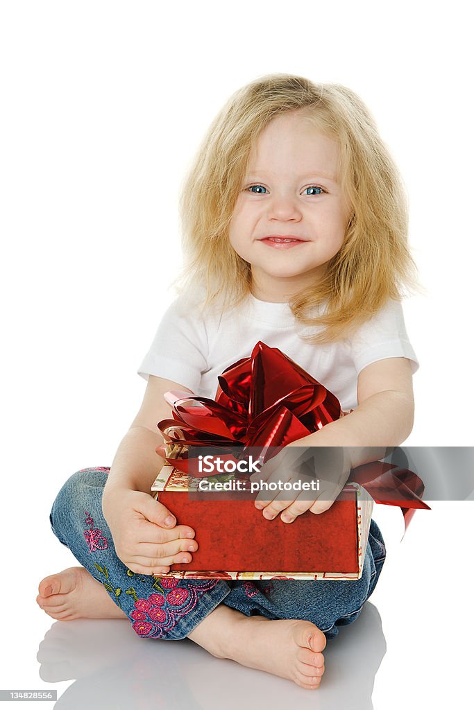 Das Mädchen mit einem Geschenk - Lizenzfrei 18-23 Monate Stock-Foto