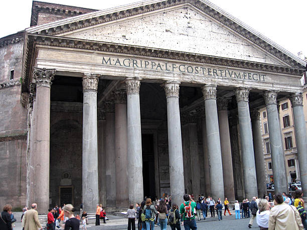 istock Roman Pantheon - exterior 134829745