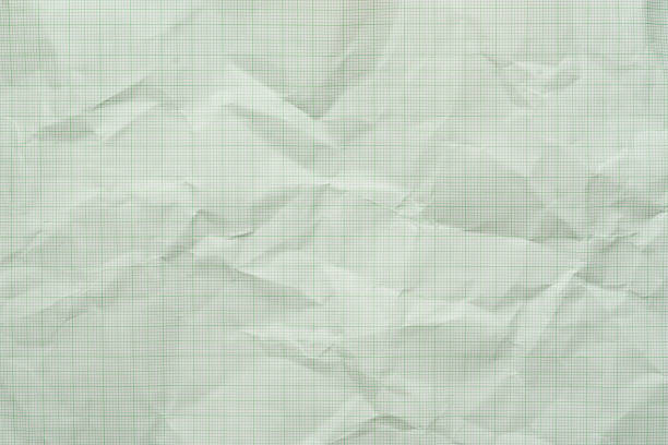 stara zmiętą lub pomarszczona tekstura papieru milimetrowego - graph paper crumpled graph mesh zdjęcia i obrazy z banku zdjęć