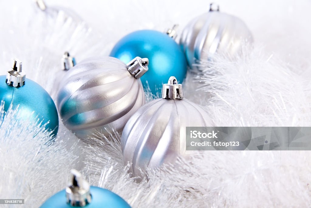 Ornamentos de Navidad azul y plateado - Foto de stock de Azul libre de derechos