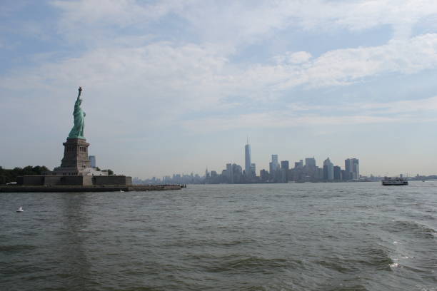 istock New York skyline 3 - Statue of Liberty 1348467080