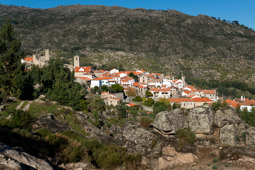 Vista del pueblo histórico de Castelo Novo photo